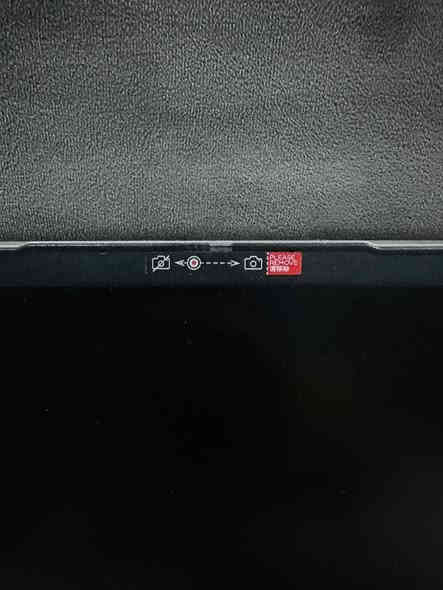 السلام عليكم للبيع لابتوب نوع lenovo اصداد سنة ٢٠٢٢ نضافة ١٠٠ ٪؜ 
المواصفات 
المعالج cor7 جيل 11 
الذاكرة ٢٠ كيكا RAM
الهارد 1 تيرا 
Windos 11
السعر اخذتة ١٫٢٥٠ قبل ٣ سنوات هسة رايدة ٥٠٠ الف 
للاستفسار الاتصال ***********
