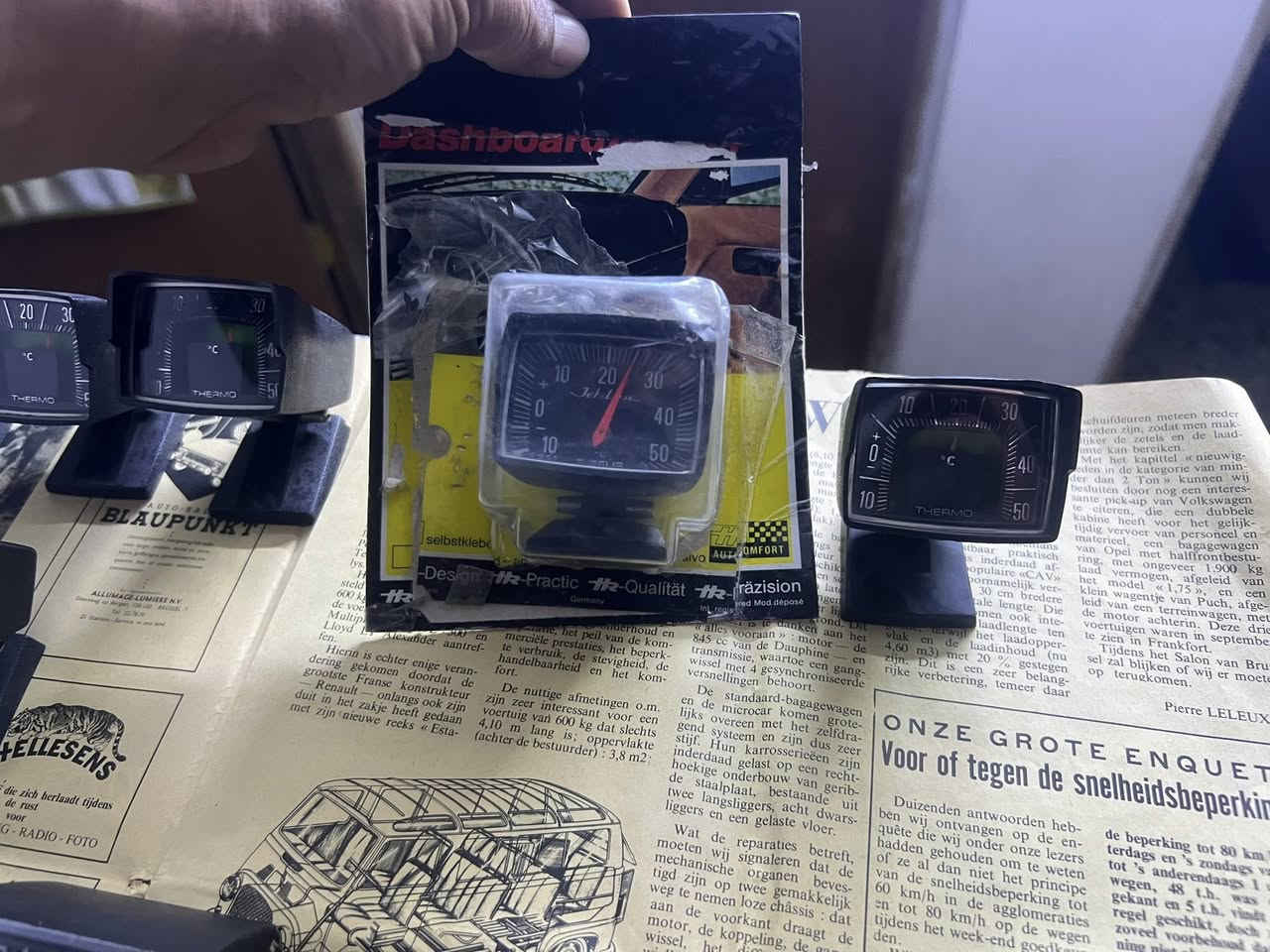 السلام عليكم سيتات الأماني اصلي كله فحص ماجدود كلمن سعره ***********
