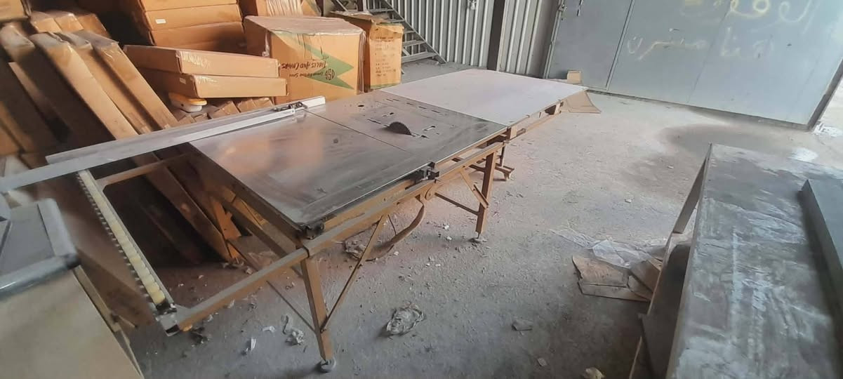 مكينة شريط و منشار تقطيع كلش نظيفات مكان زعفرانية سعر على لخاص او تصل على رقم ***********
