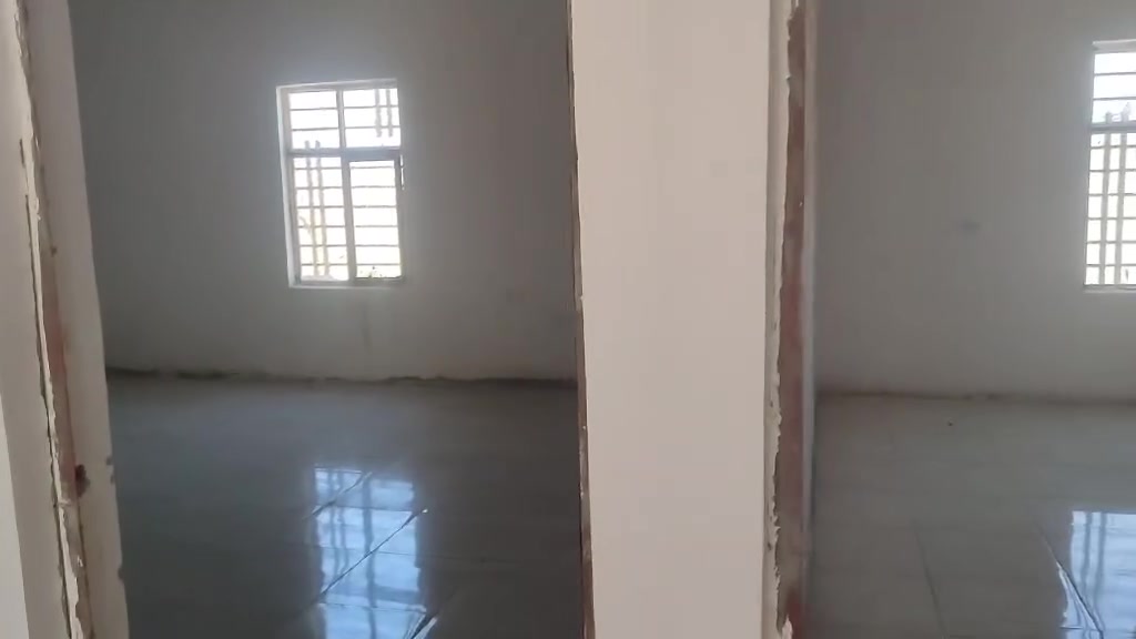 بيت بحي الحكيم قرب جامعه بنا حديث اليجار تصال ***********
