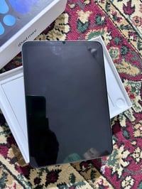 ايباد مني 6 ذاكره 64 بطاريه ٪؜95 السعر 450 وبي مجال ول رقم 07828432122...