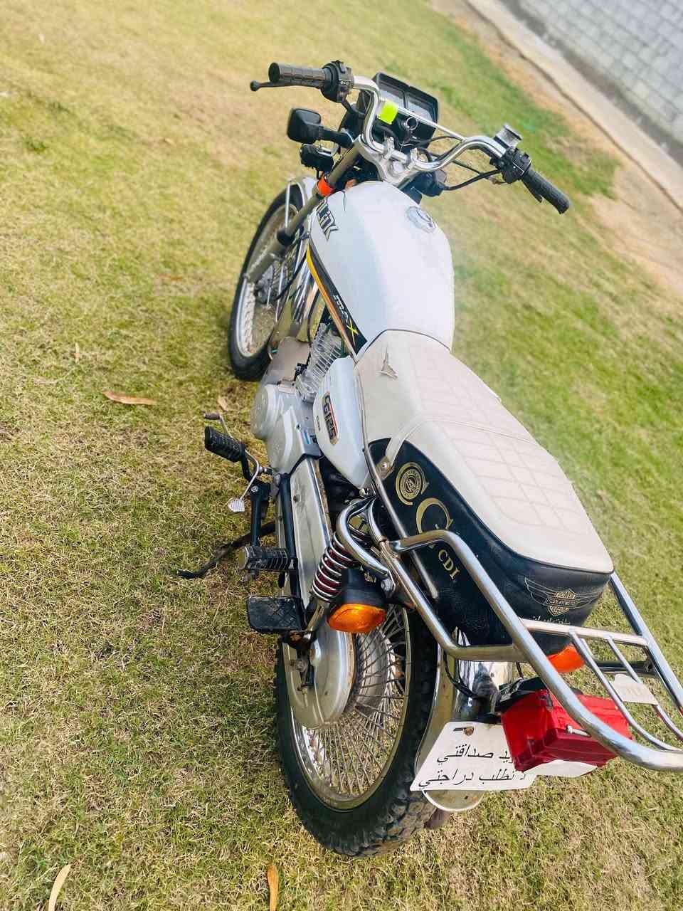 سلام عليكم دراجه تايكر موديل 23 محرك مامفتوح ماممدود عليه اصبانه دراجه خير من الله مال جناي اوراق اصولي السعر 600 وبيه مجال الستفسار ***********
