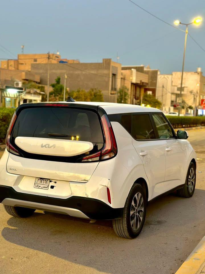 السلام عليكم
كيا صول موديل ٢٣

محرك ٢٠٠٠ دوش

تحكمات ستيرن

توقف ذاتي

شاشة كبيرة تحديد مسار

كير اوتوماتيك

السيارة ماشية ٢٨ ميل

ضررها كما موضح بالمنشور

السيارة بدون رقم تترقم اي محافظة عدا الاقليم 

سعر السيارة ١٥٨

مكان السيارة بابل حلة

للاستفسار ***********
