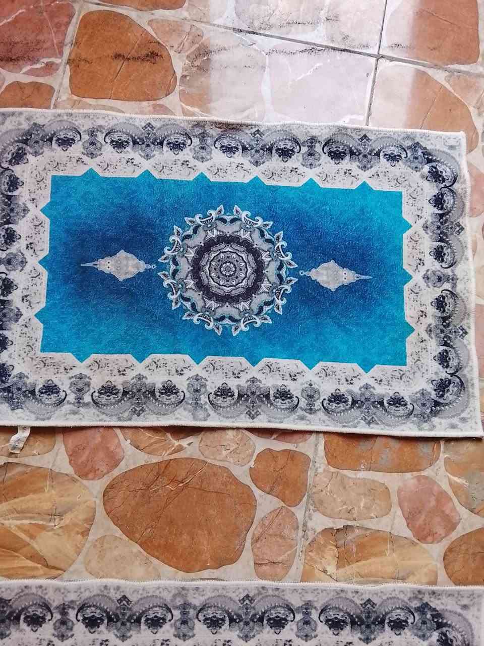سلام عليكم اغراض للبيع عنوان كربلاء شارع ابو طالب رقم الهاتف***********

