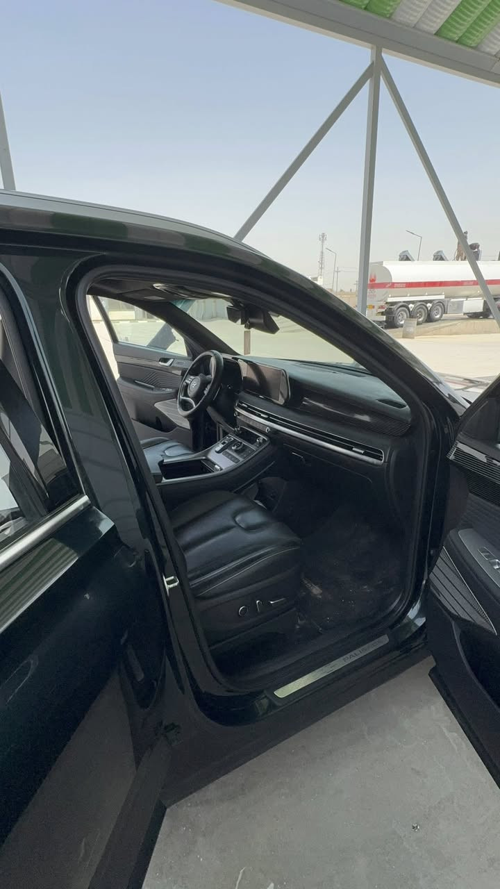 السلام عليكم للبيع بلاسايد  وارد امريكي  فول مواصفات اعلئ فئه كلكرافي موديل٢٠٢٣ لون زيتوني ماشيه٤٩ الف كيلو متر حادث بنيد فقط شواصي  كفاله عامه السياره مرقم بغداد بأسمي السياره
العنوان بابل سدة الهنديه 
***********
