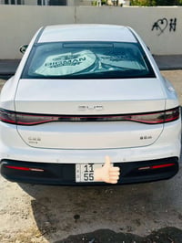 سيل 05 موديل 2025 ماشيه 8000 كفاله عامه  رقم بغداد ب اسمي 07755500470