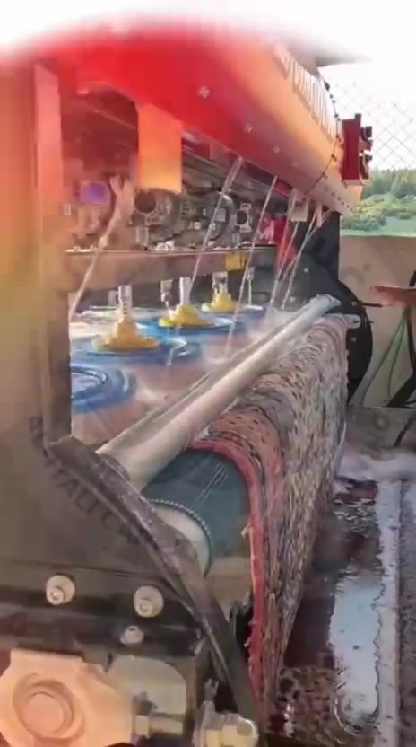 على بركة الله تم توفير غسل السجاد و الموكيت 
بأحدث الأجهزة غسل مع تعطير وتغليف نقل مجاني 
الموقع موصل حي التعليم مقابل مول الهيكل موبايل 
*********** واتساب
