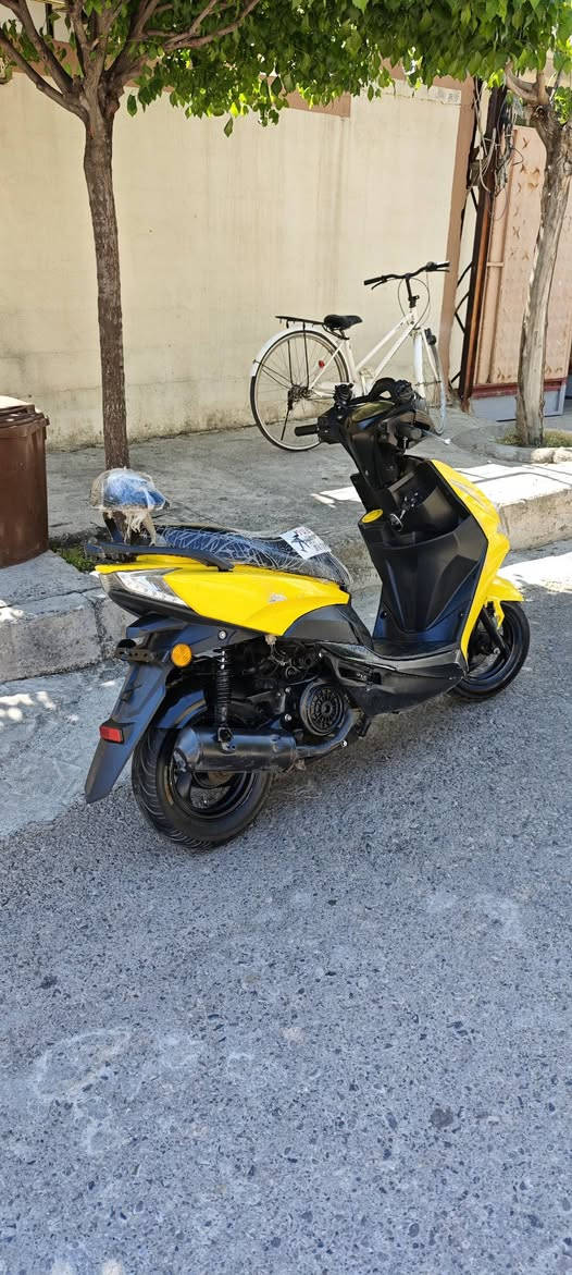 ماکس fs مۆدێلی 2024 150cc مەکینەی نەکراوەتەوە
سعر 450 قفل قفل قفل باشە کاکە 
 شوێن چوارقوڕنە خێرا 120


**إذا كنت صاحب هذا الإعلان وتريد حذفه لأي سبب، رجاءا أرسل رسالة إلى الدعم الفني**