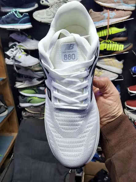 قطعه نيو بلنص فريش فوم طبيه كلش راقيه طرگه عاليه جدا مريحه لون كلش حلو
القياس..44
طول القدم..27سم
المنشأ..ڤيتنامي
السعر.. فقط 35الف فقط 35الف 
توجد خدمة توصيل كل المحافظات 
للحجز راسلنا واتس اب وماسنجر عله الرقم ***********ابو حيدر
