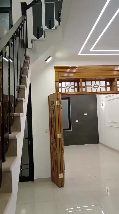 مركز مدينة النجف الاشرف (حي السلام )
دار 100 متر بناء جديد غير مسكون سند حر 
 طابق ارضي غرفة وحمام ومنور واستقبال وصالة ومطبخ   طابق ثاني غرفتين وصالة بناء البيت درجة اولى السعر 195 مليون 
المكان : حي السلام خلف الاربع شوارع 
***********
