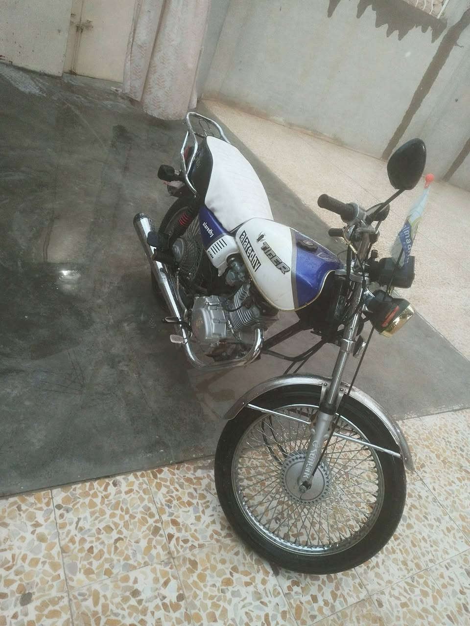 سلام عليكم دراجه للبيع موديل 18 نامه ماكينه مفتوح كل شيء شغال سعر خاص***********.  ***********
