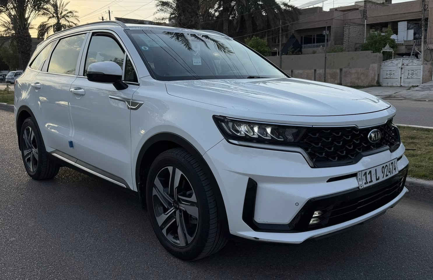 السلام عليكم 
للبيع كيا سورنتو 2021 خليجي كفاله من الصبغ والتبديل 
بارد بسيط فقط بالباب ماشيه 48 سياره كلش جديده محرك 6 سلندر فول مواصفات عده البانوراما رقم بغداد باسمي مكاني بغداد السيديه للاستفسار اكثر اتصل 
+964 770 180 8310


**إذا كنت صاحب هذا الإعلان وتريد حذفه لأي سبب، رجاءا أرسل رسالة إلى الدعم الفني**