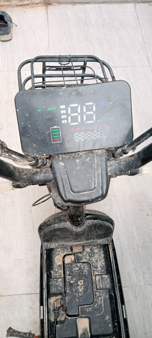 بايسكل شحن بدون شاحنه ابيعه ع حاله جف تراب الشراري يتصل***********
