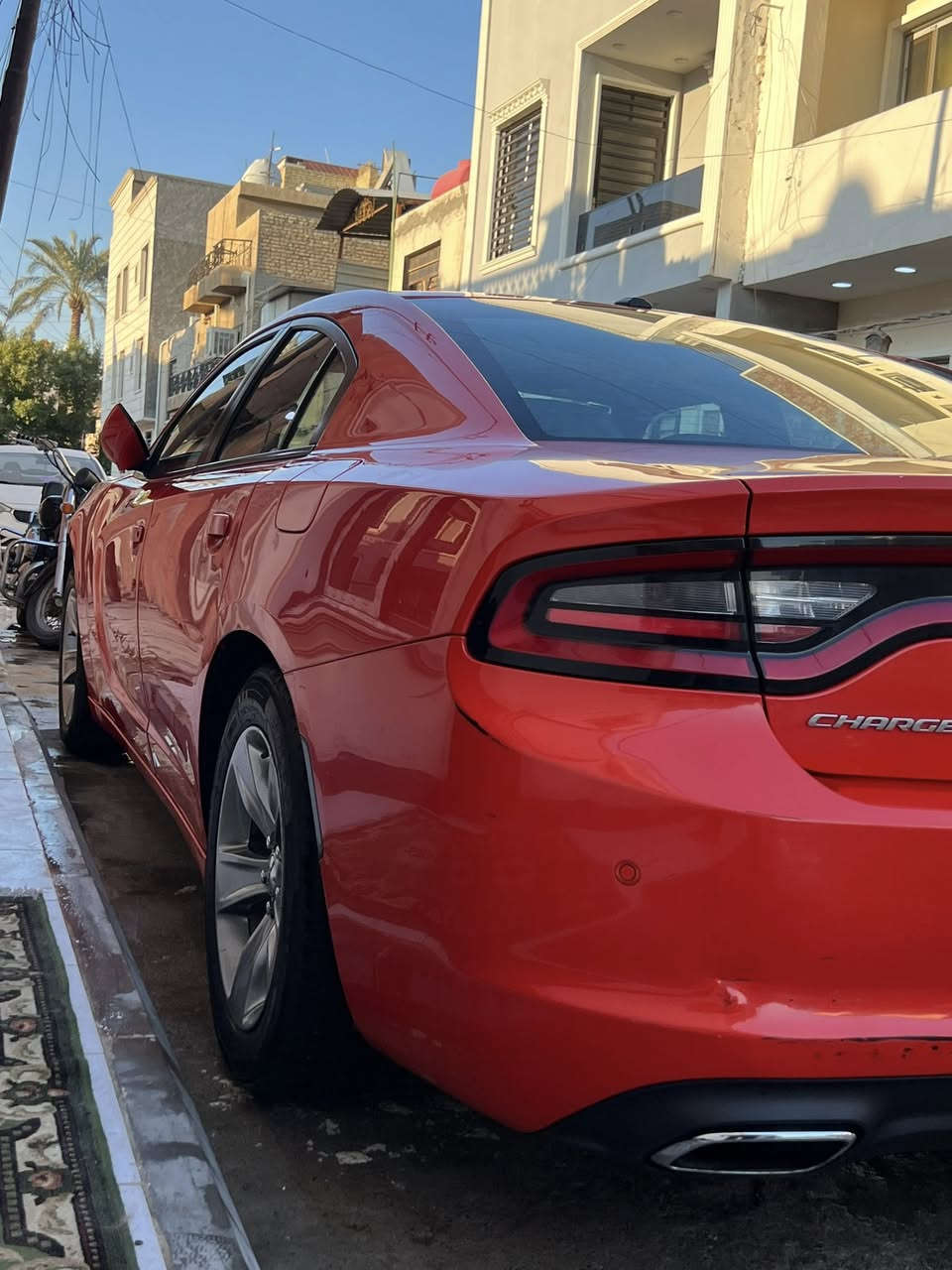 السلام عليكم
دوج جارجر     موديل 19  خليجي برتقالي اصل   SXT
رقم بغداد جديد 
بيهه جاملغ أيسر مبدل بدون حادث او ايرباك 
السياره جاهزه صدر تايرات مكينه كير مكفول تحويل مباشر بسمي مواصفات معروفه شاشه جبيره كشن حضن وكهرباء حساسات خلفيه مكاني بغداد 
للستفسار ***********
