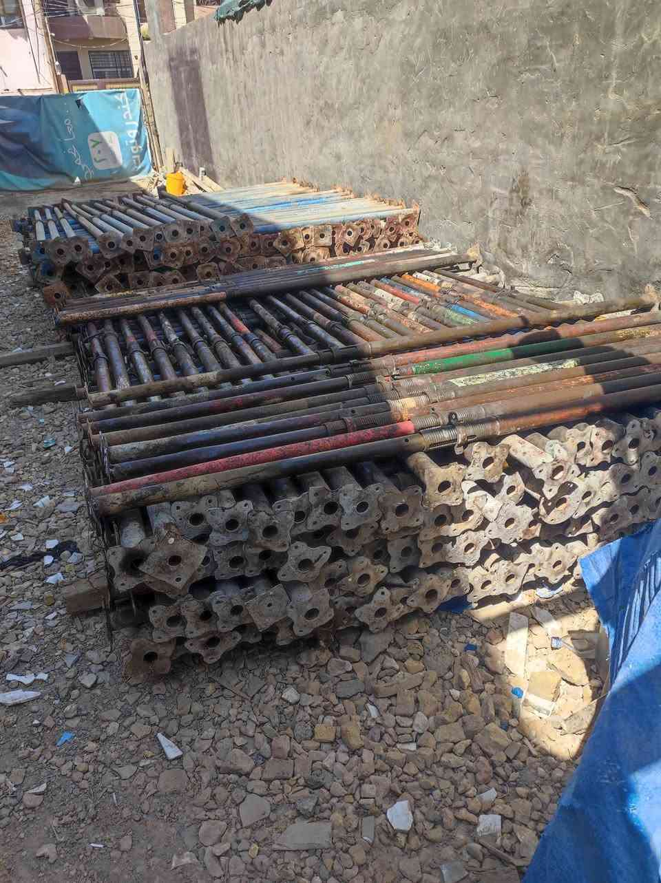 السلام عليكم جكات للبيع عجمان الاماراتي الأصلي نظيفات حيل العدد ١٩٥ جك بسعر مناسب العنوان بابل المركز رقم الهاتف ***********
