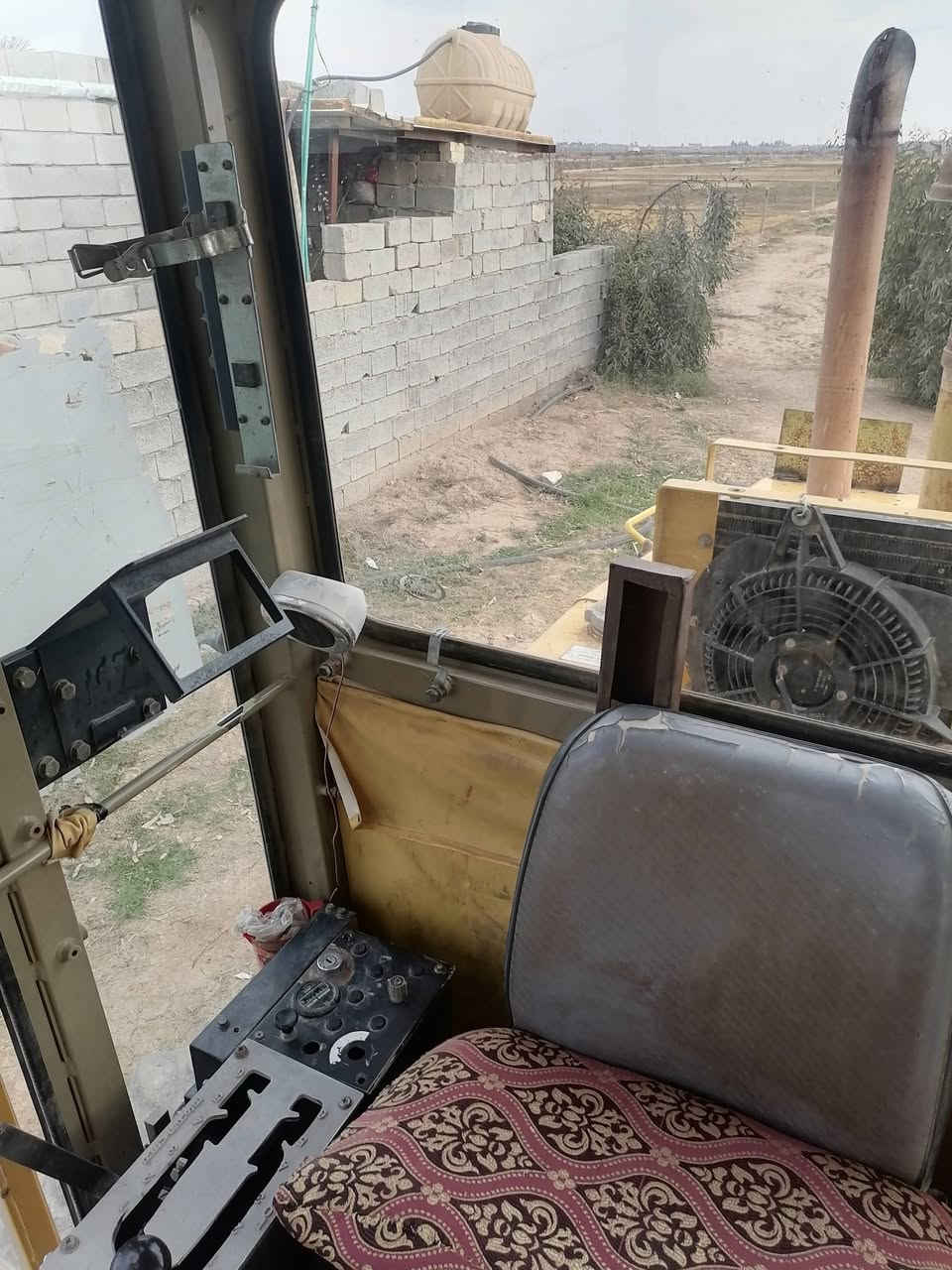 للبيع كريدر كوماتسو ( KOMATSU ) بحالة ممتازة وجاهزة للعمل
 حجم 611 GD
الموديل 2014
رقم انكليزي  - مشروع وطني - الأنبار
السنوية نافذة لغاية عام 2031
المكان ديالى
للتواصل والاستفسار :  ***********
