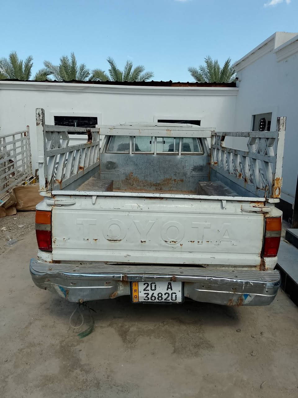 تويوتا 85 للبيع بأسمي تحويل ثاني يوم 5 جنكال ب 26 ورقة وبيها مجال بسيط حق الجيه رقم الهاتف *********** العنوان الراشدية قرية الانتصار
