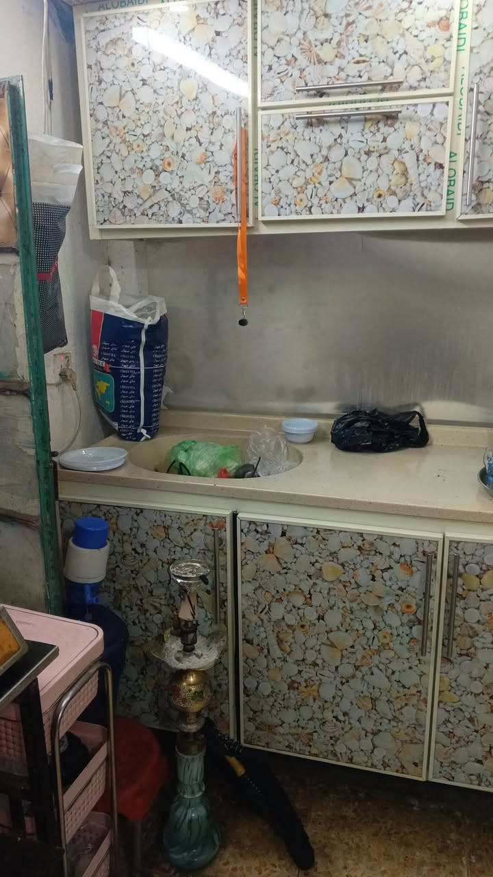 السلام عليكم غراض منزليه مستعمله للبيع نظيفات كلش***********
