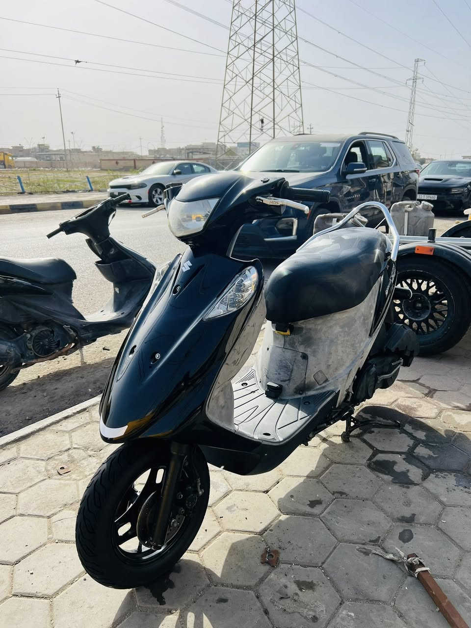 السلام عليكم للبيع ادرس قديم كفاالة عامة كهربائيات مكينه كله عل البلاد دراجه خير من الله شراي اتصل وبيك خير وتدلل ***********
