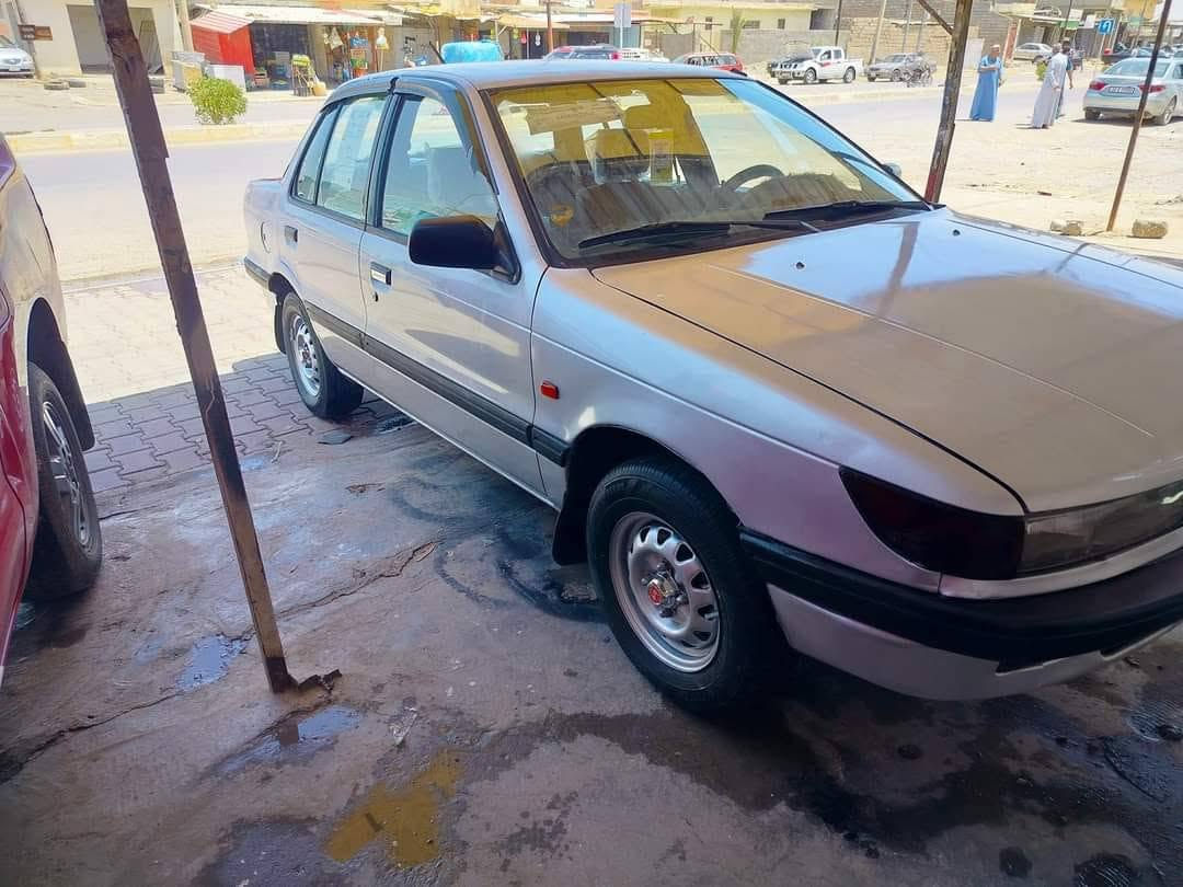ميتسوبيشي لانسر 1991 السيارة بأسمي كير ومحرك شرط كهربائية شغالة  شراي اتصل
35$
***********
