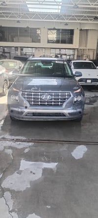 هونداي فينو ٢٤ ماشيه ٤٠٠٠ وارد أمريكي السعر 140 وبيها مجال 07735007275