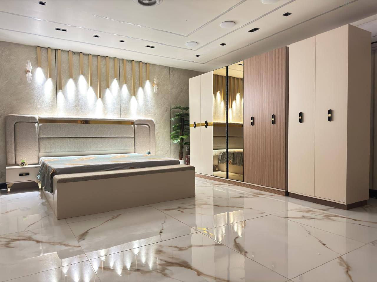 *موديل           ڤينوس            المودرن*

*10 قطع             كنتور ملحق    340🎁*

❇️ قياسات ضخمه 
❇️ ميز تواليت عملاق
❇️ اللون الجديد المتميز 
❇️ السرير والشازلونه مخزن
⭕️ زجاج ذهبي مطلي   و   *مطّرش*

🆘 *تطعيم خشبي*           ✨✨✨

السعر مليون و 100

❇️ المصنع الأصلي 
❇️ برغي حديد 

•                            

توصيل بغداد مجانا 
اطراف 20 الف 
محافظات 100 الف


**إذا كنت صاحب هذا الإعلان وتريد حذفه لأي سبب، رجاءا أرسل رسالة إلى الدعم الفني**