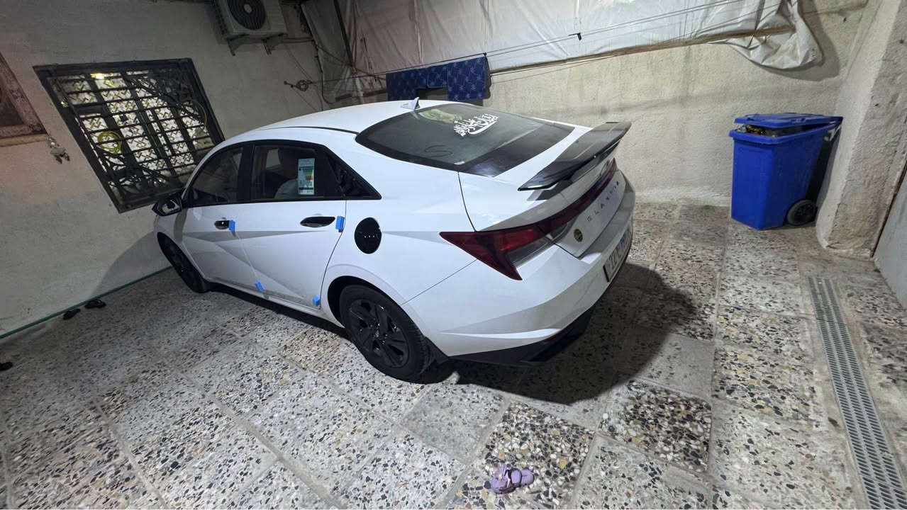 سلام عليكم 
النترا 2022 خليجي 
كفاله ما عده شويه بلبنيد طخه بصيطه 
3 انظمه قياده 
مكينه 1600
مكينه كير كفاله 
طخم تاير جديد 
سياره مالت بيت 
ماشيه 90 الف
***********
160 وبيها مجال الزبير, البصرة
