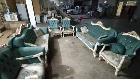 سلام عليكم  عندي تخم رئاسي للبيع سعره 650او بي مجال او مكاني برطلة هدا رقمي *********** ؟
