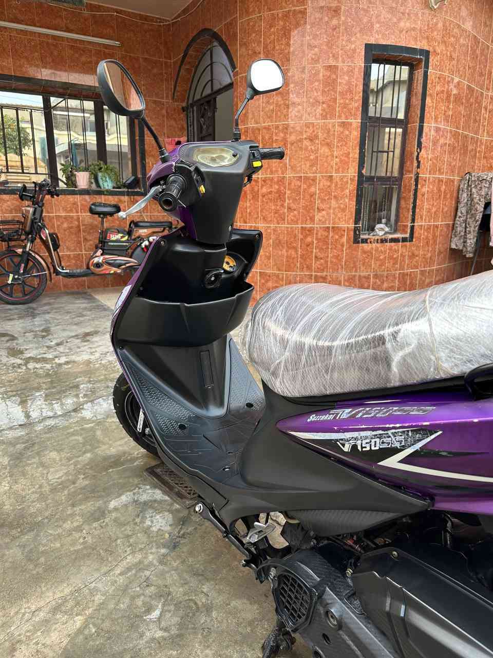 سلام عليكم دراجة سازوكي اردس للبيع
موديل 2021

سلف شغال

محرك مفتوح

السعر 200 بي مجال 

*********** بي واتساب
