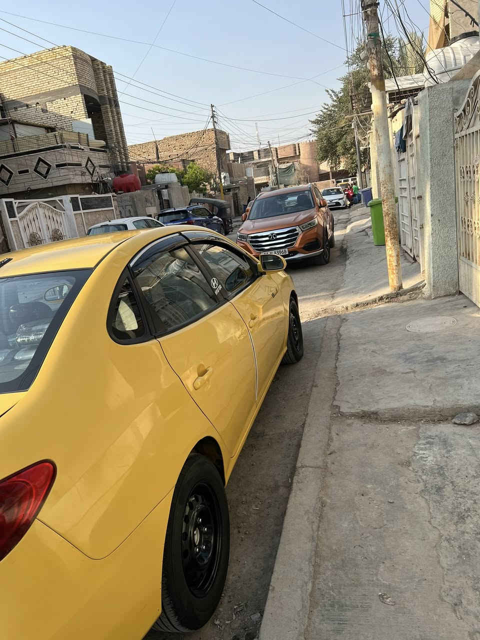 السلام عليكم للبيع النتره موديل 2010 وارد امريكي ظرر باب عكس السايق بدون دواخل بجم وحوض كبس السياره كلها ليبل واحد مكينه 2000 دوش مكينه وكير وتبريد مكفول وكير جديد مال حاويه تخم تاير جديد صدر جديد داريم شفتات زوج امامي جديد مال كصه ويل صبغ حراري دوشمه جديد السياره ماشيه 200 ومابيها ي نقص كبل للشارع ربع ماتصرف عليها السياره رقمها بغداد انكليزي بآسمي مصفره هيئة وغرامات ابيع تحويل السعر 110 
الشراي يتصل ***********
