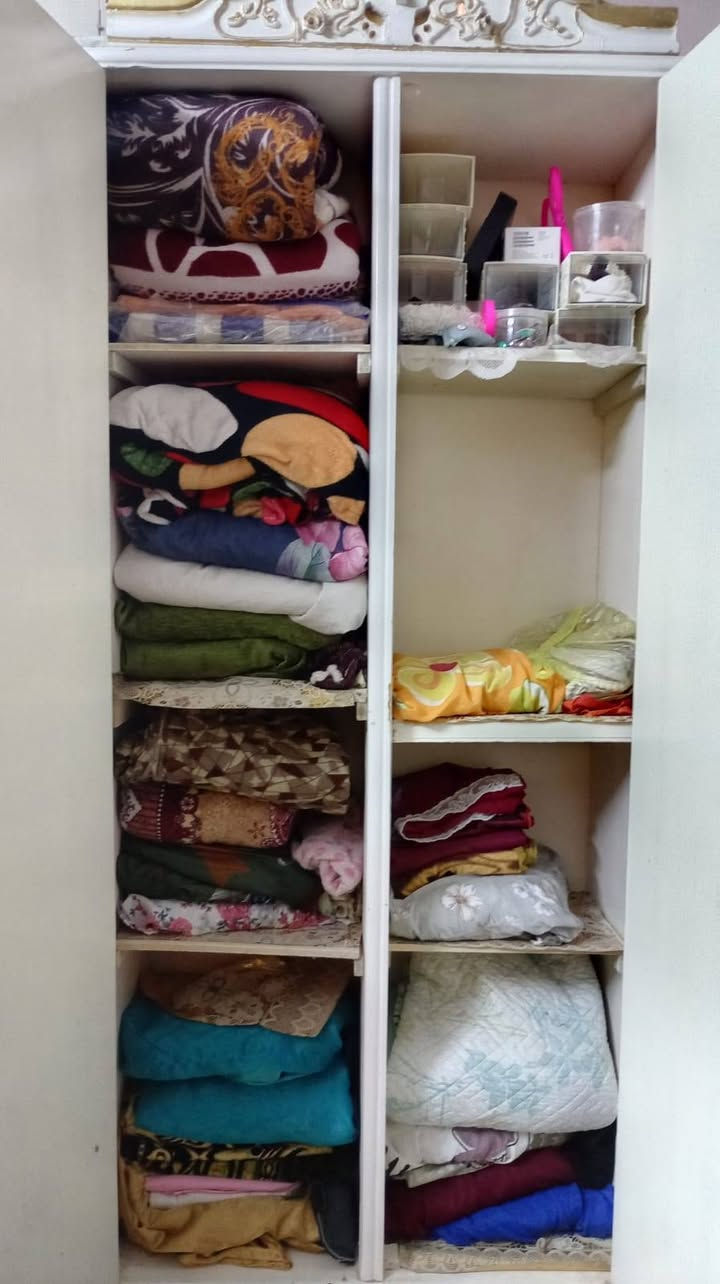 كنتور للبيع مستخدم نظيف سعره ٥٠وبي مجال المكان الحسينيه الراشديه خلف مرطبات العذراء الرقم بي واتساب ‏‪***********‬‏
