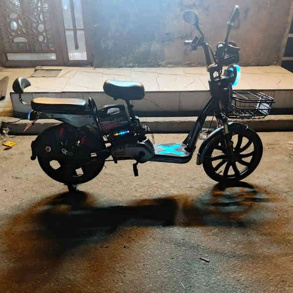 دراجه شحن للبيع نضيفه جدا صاله شهر من أخذته بطاريات جدد مال عمر عقل مابدل جديد المكان نجف حي الوفاء السعر 485وبي مجال أو مراوس بدراجه 
مكلف بالنشر
مكلف بالنشر رقم صاحب دراجه***********
