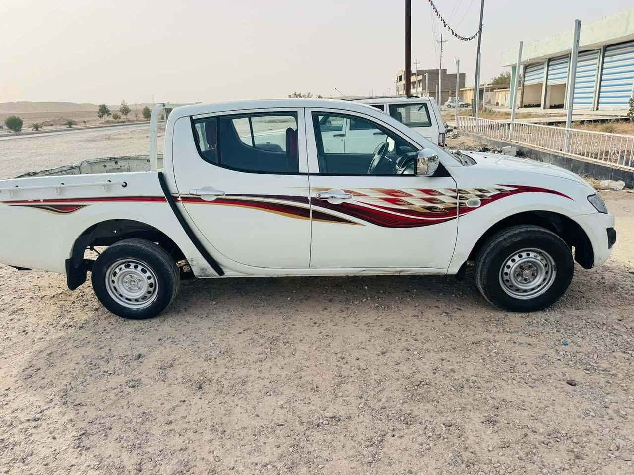 متسبوشي 2011  بلادي لا مكصوص ولا بيه صبغ مكفوله من الكص والصبغ السياره ادوات  جاهزه  كير محرك كله شرط  الك الفحص السياره جاهزه  السعر 43.وبيه مجال     ***********

***********
