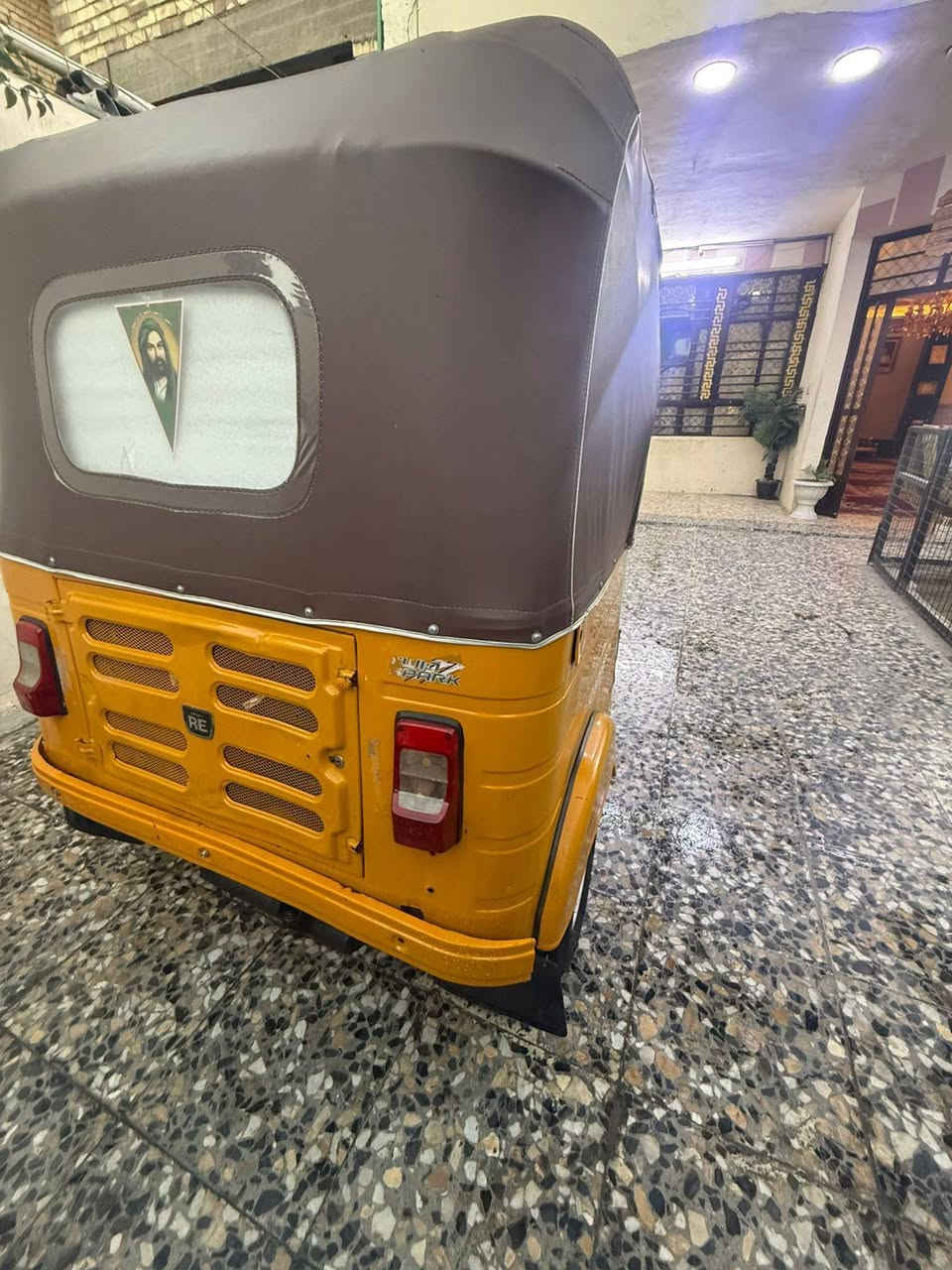 لسلام عليكم تكتك للبيع مديل 2020شهر 🔟 اوراق كاملات المصطفى كشره مكفول مكينه بجيس السعر 4800 العنوان الكماليه شارع المصرف بلاش🩷***********
