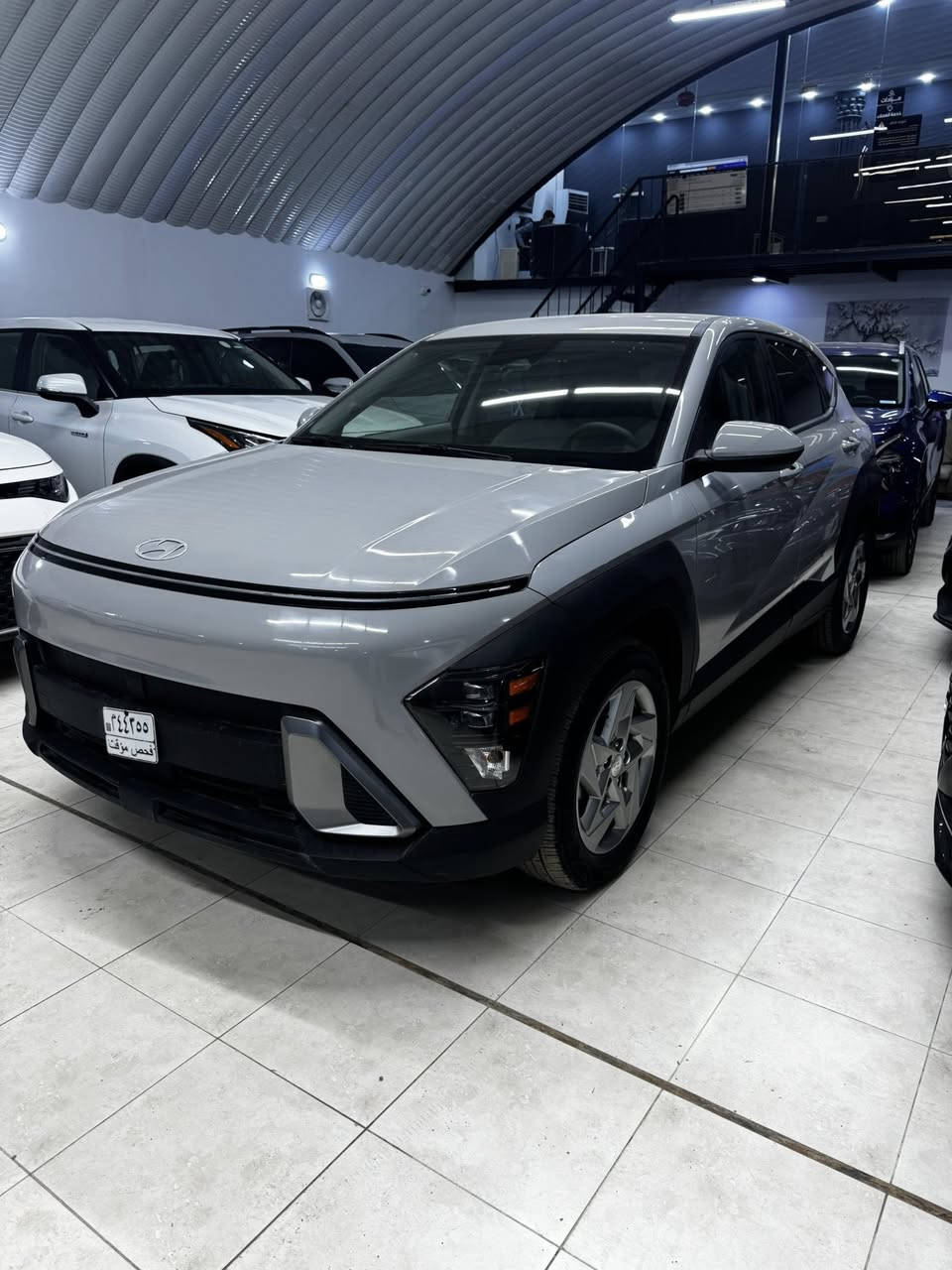 السلام عليكم
كونا 2024 
لون اسمنتي
محرك 2000 دوش داخل ابيض
- بصمه  + بصمة تشغيل 

-رادارات وتنبيه الخروج عن المسار 
- هندبريك بصمه
- تثبيت سرعة
-تحديد مسار 
 تحكمات ستيرن
-نظام gps خرائط
    تشغيل عن بعد 
- مود ادرايف ( نورمال - سبورت - )

- نظام نزول منحدرات 

- تبريد قطعتين منفصل ومناخ متغير 

- شاشه ابل كار بلي واندرويد اوتو

‏- AUTO HOLD
 
بنيد مبدل فقط 
شواصي سليمه 
صور الحادث موجوده بالمشنور
السياره بدون ارقام
تترقم جميع المحافظات 

 واتساب. *********** 

السعر 163  ورقه

مكان السيارة/ بابل
