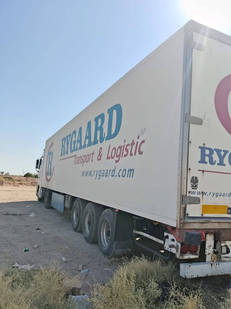 للبيع براد لمبرت2008
ارتفاع استندر 
تخم تاير  مطبخ ثلاجه
جهاز سمكس  مجموعه بيبي 
‏‪***********‬‏
