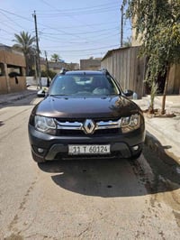 رينو داستر موديل 2018 رقم بغداد الدولي  اللون جوزي   محرك 2000   كير A...