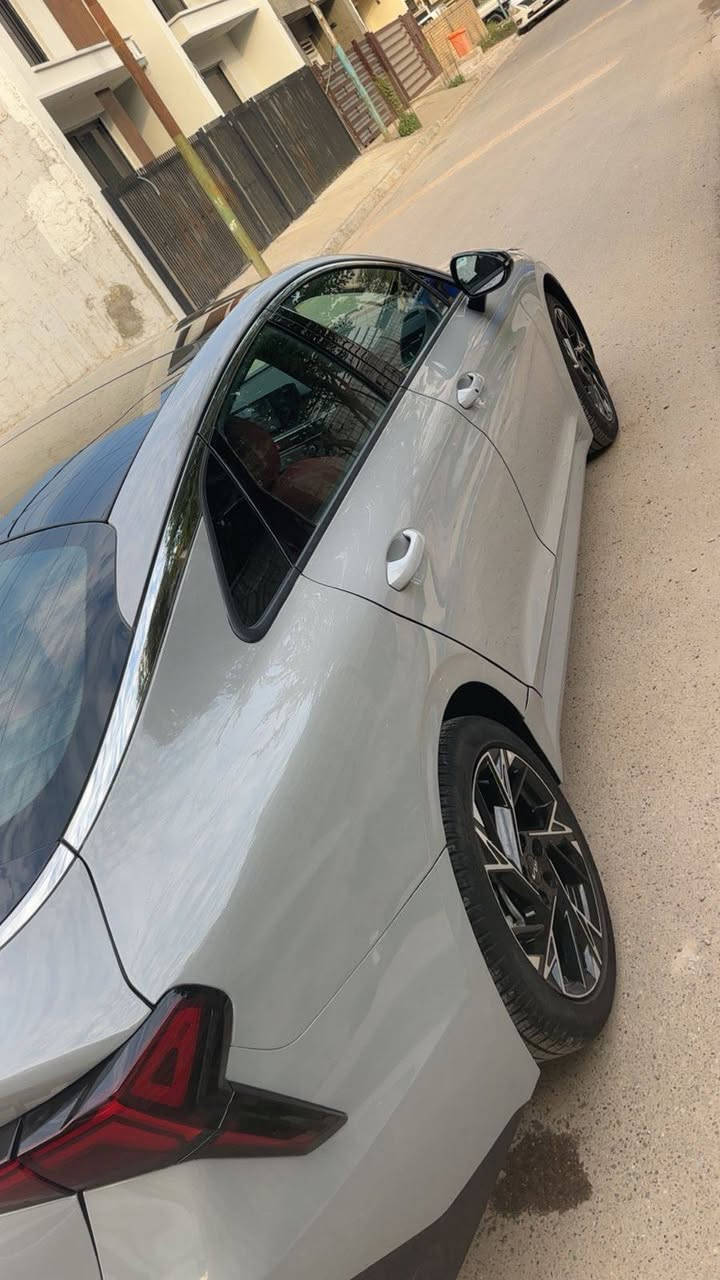 السلام عليكم كي فايف جي تي لاين موديل 25 الشكل الجديد مكينه 2500 رقم بغداد باسمي تحويل ثاني يوم ماشيه 7 الاف حادثه موضح بالصور داير خلفي فقط بدون دواخل بدون ايرباك مواصفات فول الفول بصمه بنراما تشغيل عن بعد رادارات امامي خلفي لايتات زنون شاشه متصله كبيره هند بريك بصمه توقف ذاتي تشغيل عن بعد جنطه ذكيه داخل احمر سيتم صوت بلادي كشنات تدفه تبريد شاحن واير ليس وباقي مواصفات معروفه مكان سياره بغداد السعر 240 وبيه مجال بسيط الإتصال على الرقم ***********
