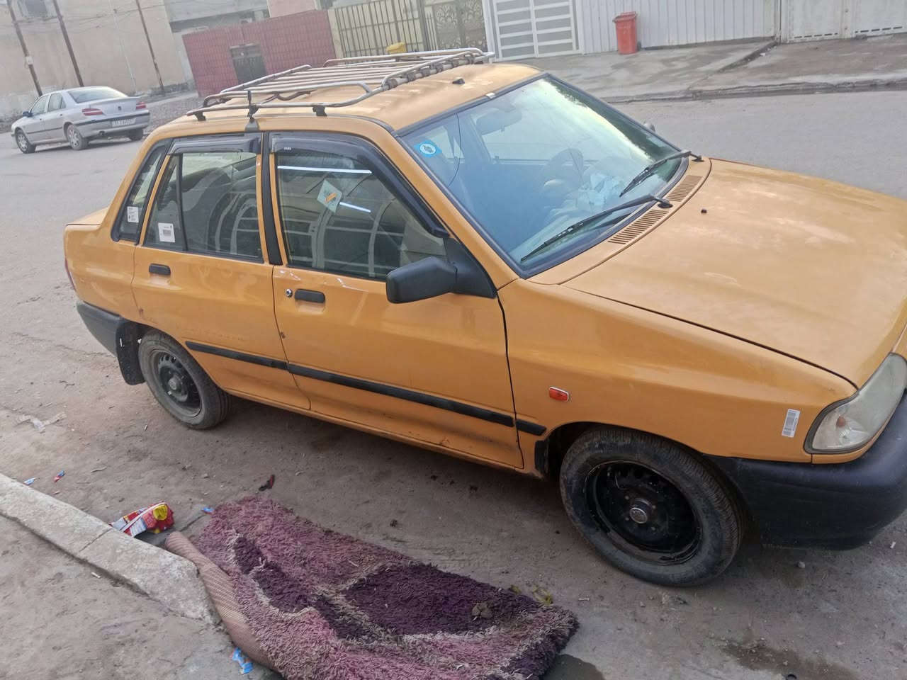 سايبه مديل 13مبدل جاملغ المامي عكس السايق مصفراه هيه اوغرامات سنويه 30 بسمي ارقام  نكليزي باقيه ع الستلام شوصي معمره خياسات مابيها سياراه حلوه كير محراك صدر خير من الله مكاني بغداد الشعب سعر 24بيه مجال ***********
