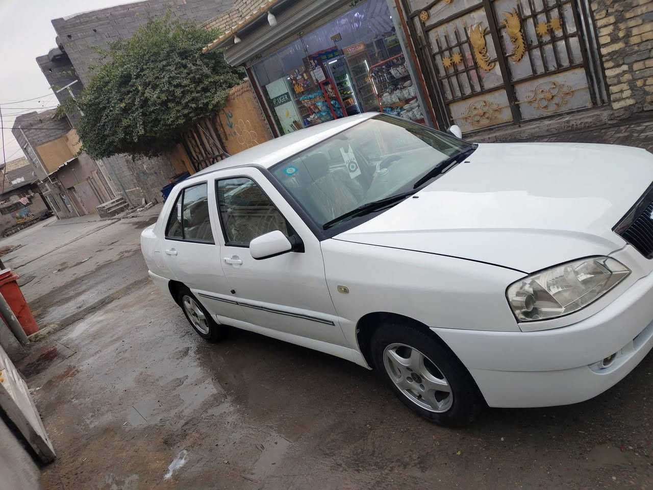 شيري كوين موديل 2009
كشرهة احلة من الصورة اسيارة نضيفة كير محرك مكفولات كشنات نضيفة رقم بغداد انكليزي  السيارة علة وضع الشركة السيارة ماشية 82  العنوان حي البتول قرب فلكة حي النصر السعر 51 او بيهة مجال بصيط  للتواصل فقط اتصال ما متواجد عل فيس ***********
