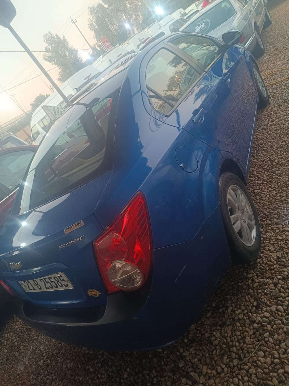 سلام عليكم لل بيع افيو سونك وارد خليجي موديل 2014 رقم سلمانيه وبسمنه بيه صبغ فقط بنيد ولباقي كفاله كير مكينه خير من الله العنوان كربلاء طوريج السعر 55 رقم الهاتف ***********
