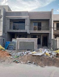 خلفه متوفر الان  لبخ سمنت سقل  جراره وتصفيرو تشميع شغل درجه اولى +تقطي...