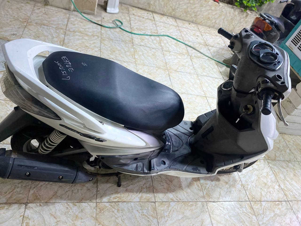 سلام عليكم دراجه سكنس فحل ياباني 

مراوس ويا جبلي شعندك نزل 

او للبيع 
للتواصل على الرقم واتساب 
***********
