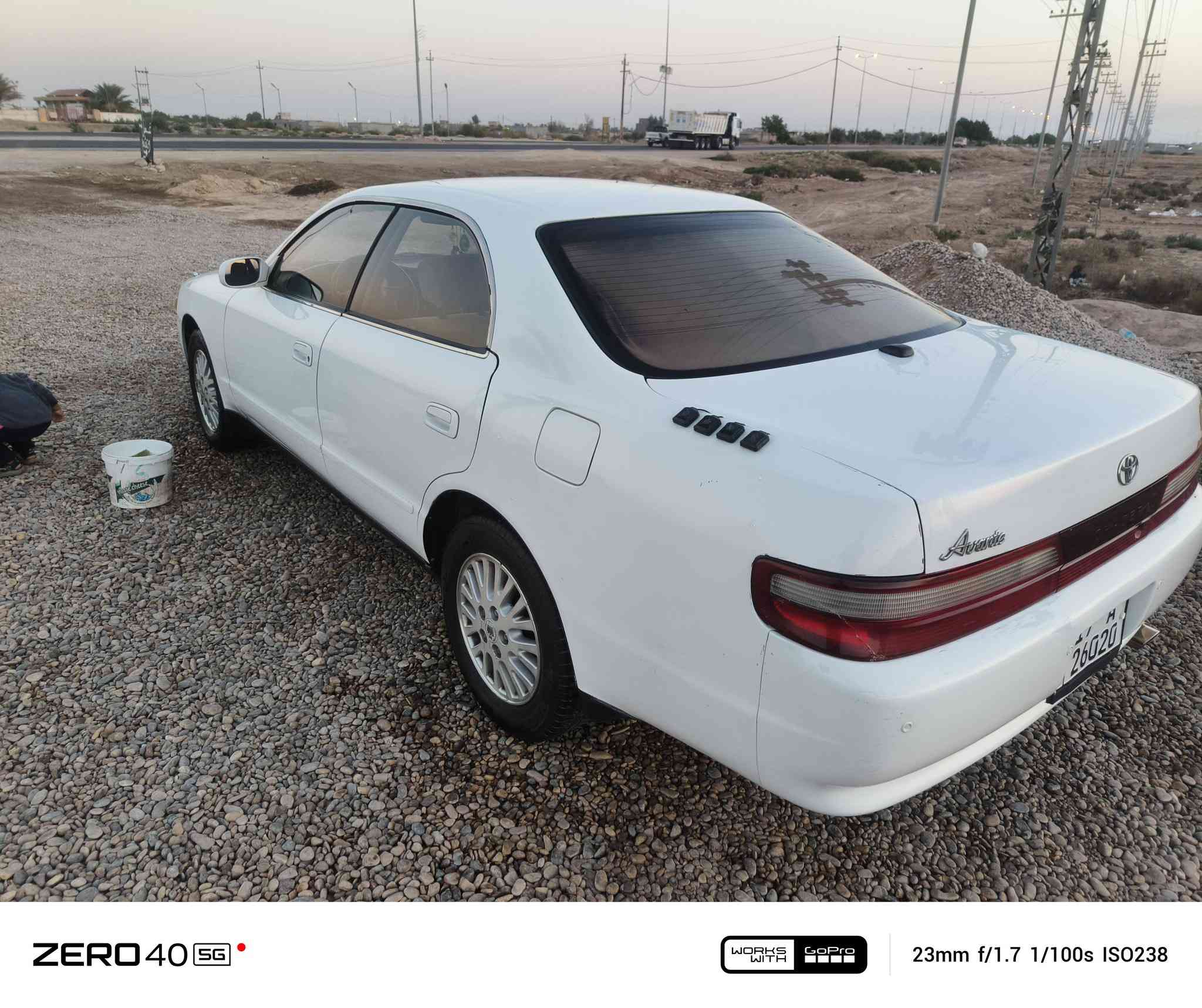 السلام عليكم ليدور كفاله وجديد جاهزه الأخير شيزر نفخ أبيض رقم نكليزي باسمي كير مكينه ونجي ٦ حداده تبريد تخم تاير دواخل جديد أرضية جلد مسجل مضخم ٤ سماعات شاشه 
جاهزه ومال بيت سعر ٦٢ وبيها مجال 
*********** البصره القرنه
