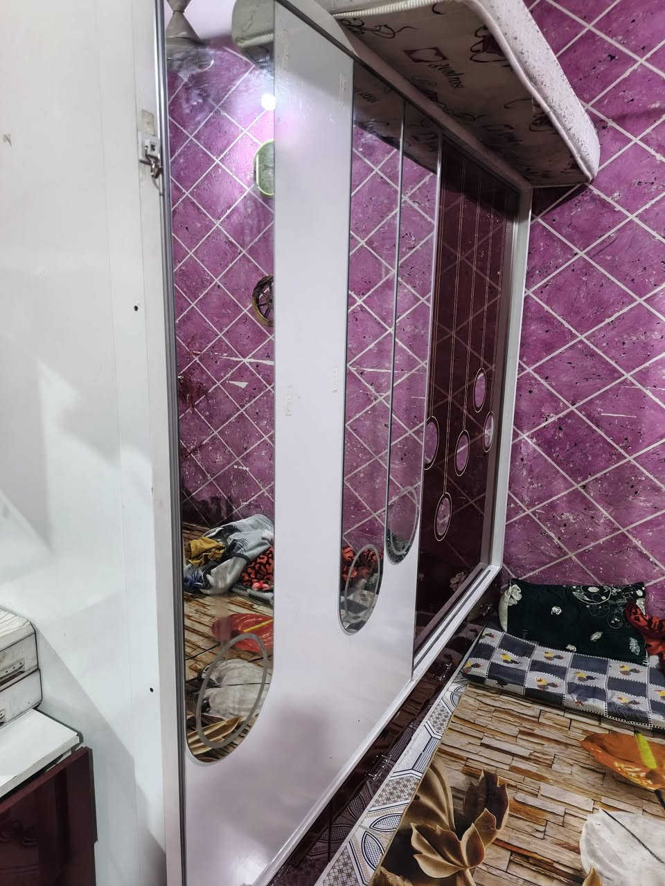 غرف نوم تركية نظيفة سلايت السعر 350 كربلاء ***********
