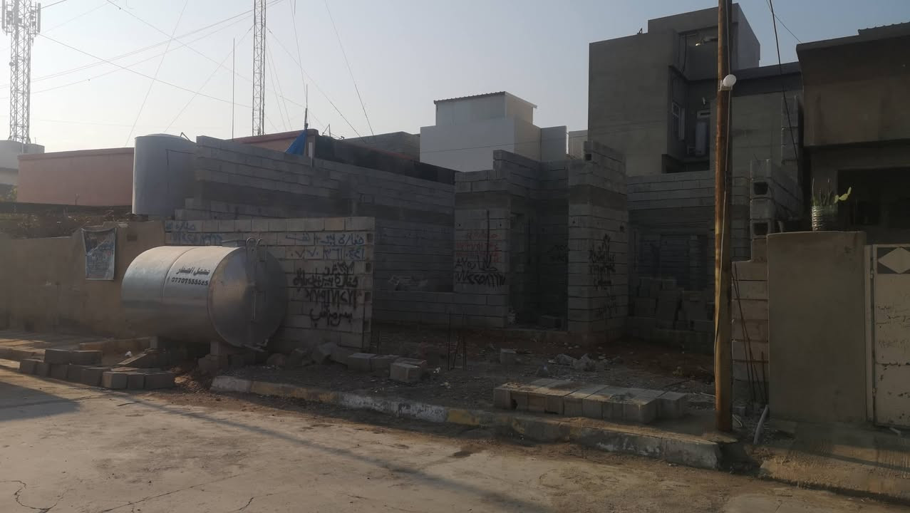 هيكل للبيع غير مسقف
الاسرى والمفقودين قرب اسواق اسعاده ودور السكك
م٢٠٠ 
واجها ١٠م
تصميم 2025 
للستفسار اتصل *********** او ***********
