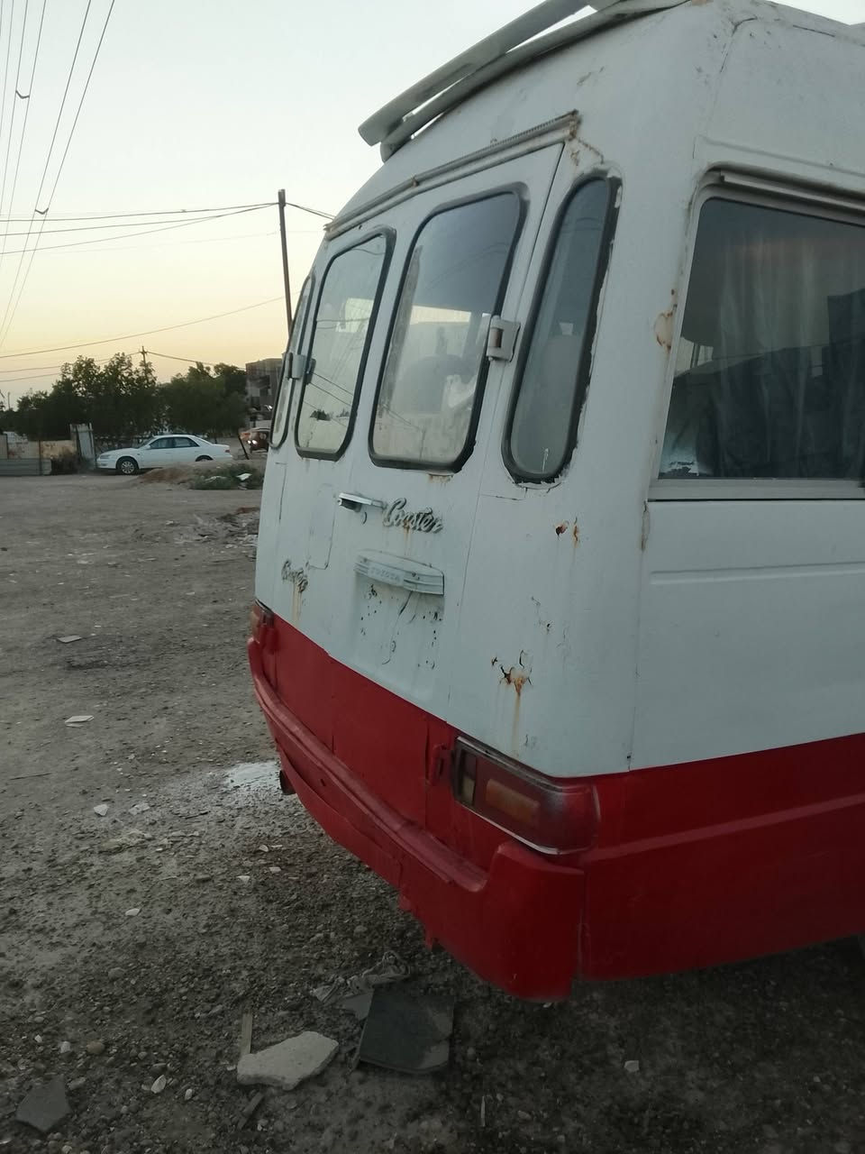 سلام عليكم كوستر للبيع شقاله وحلوه مكينه وكير حلوات مكينه بطه حديث السياره اوتماتيك تمشي وشغاله ارقامه موجوده سنويه موجوده راعيه موجود السياره بلاش وصير مطعم هم السعر مليونين ونص 2500وبيه مجال العنوان بغداد الثعالبه رقم الهاتف ***********
