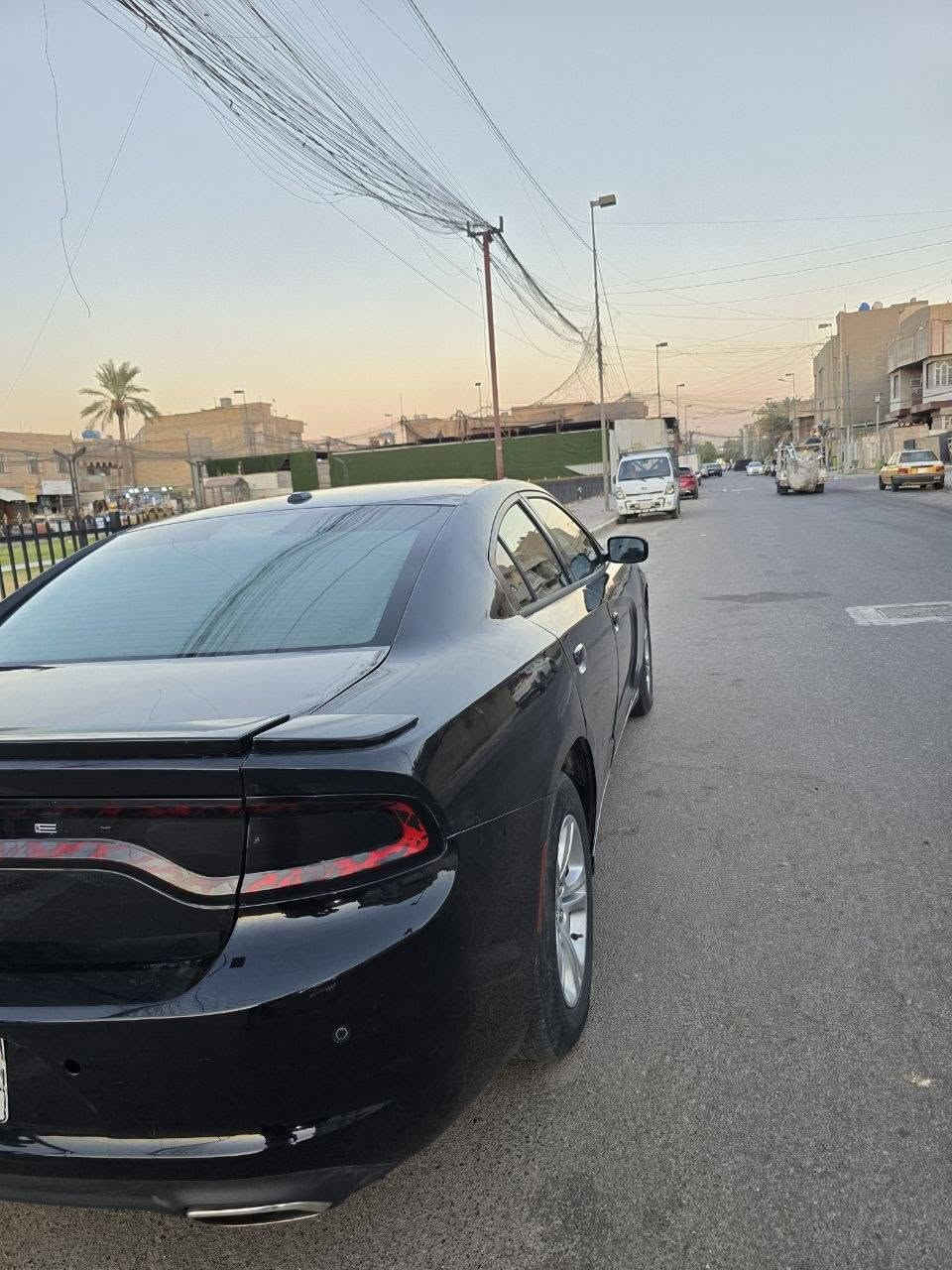 جارجر موديل 2015 اصل تو ويل لون اسود 
السياره ماشيه 150 الف 
محرك جديد ماشي عليه الفين كير وتبريد وحداديه جاهزه
وتخم تاير جديد جاهزه السياره 
رقم بغداد تحويل ثاني يوم
سياره مبرمجه مراوح وسرعه مفتوحه ومعالجة مشكلة الدوانز وحل مشكلة ضعف السحب
السياره بيها 6 قطع صبغ ابيعلك حزام 
السياره بدون دواخل عدا التكمه الي بين الباب الخلفي والجاملغ بيها تعديل بدون كص او تبدل 
كفاله من من الكص والعيب الشرعي 
السونار مرفق مع المنشور 
السعر  135 ورقه قفل 
العنوان بغداد شارع الظلال
***********
***********
واتساب او اتصال
