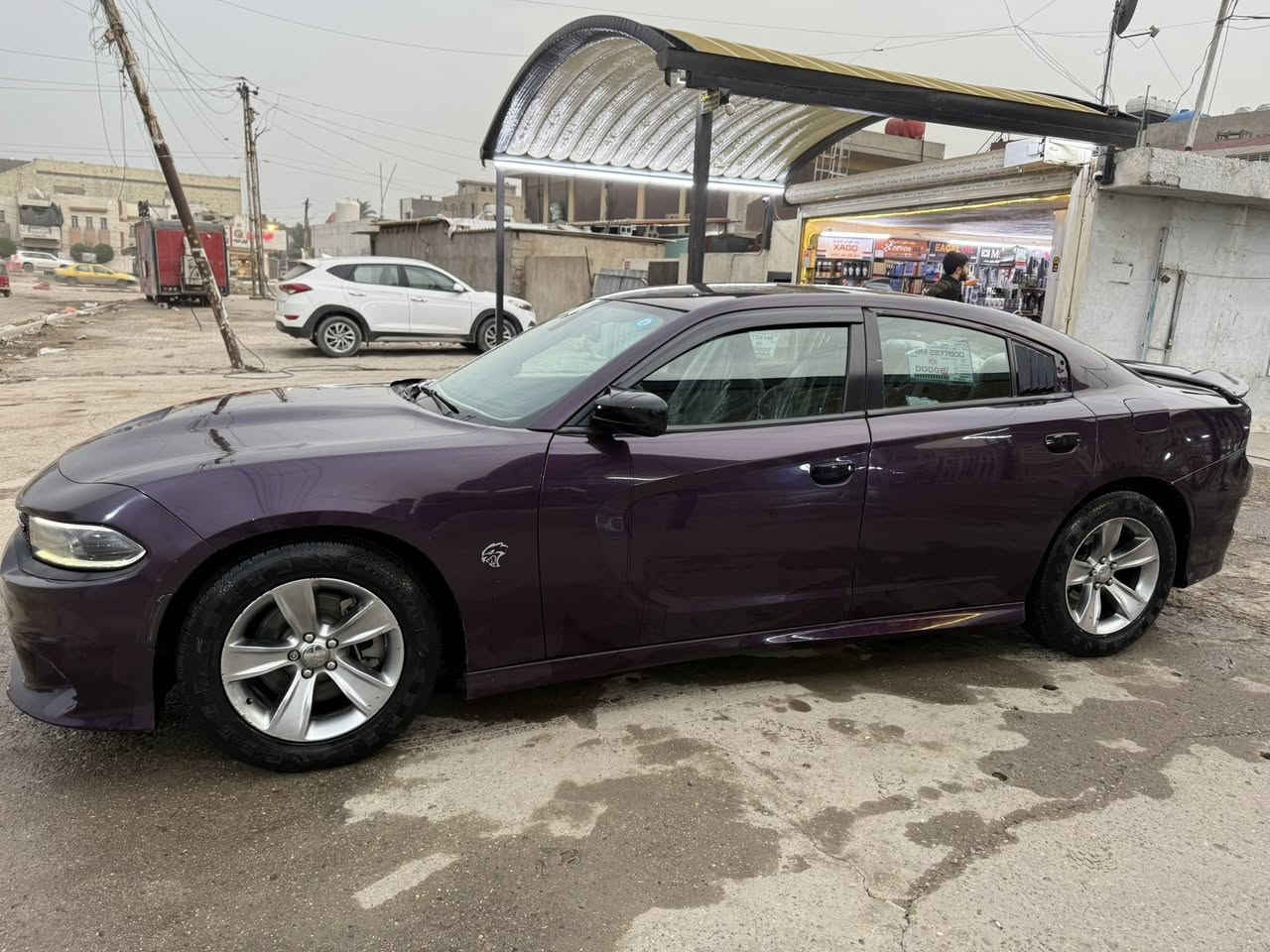 جارجر موديل 2021 GT للبيع 
السعر 179 وبيها مجال بسيط
صور الحادث موجوده بالمنشور  
كير + مكينه مكفول 100‎%‎
مكينه 6 سلندر 3600 
ماشيه 96 ميل حقيقي
عليها منظومه غاز + لد نهاري
مواصفاتها معروفه
بصمه تشغيل + دخول ذكي + تشغيل عن بعد + شاشه كبيرة + كامرة خلفيه + كشن كهربائي وبيها هواي مواصفات  
السياره جاهزه وخير من الله 
التبريد قطعتين قبل شهر مبدل فريز 
رقمها بغداد بأسمي تحويل مباشر
مكاني بغداد البلديات
للاستفسار / ***********
