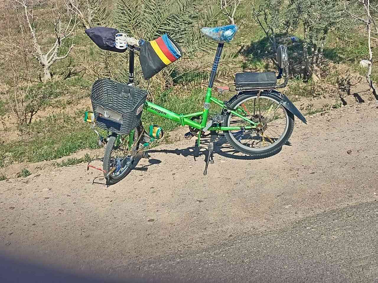 بايسكل لبيع حجم 20النضافه مثل ما موضح بل الصوره ما وصل شي الشراي الاتصال على الرقم  ***********
